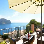 Villa With Incredible Sea Views And Pool